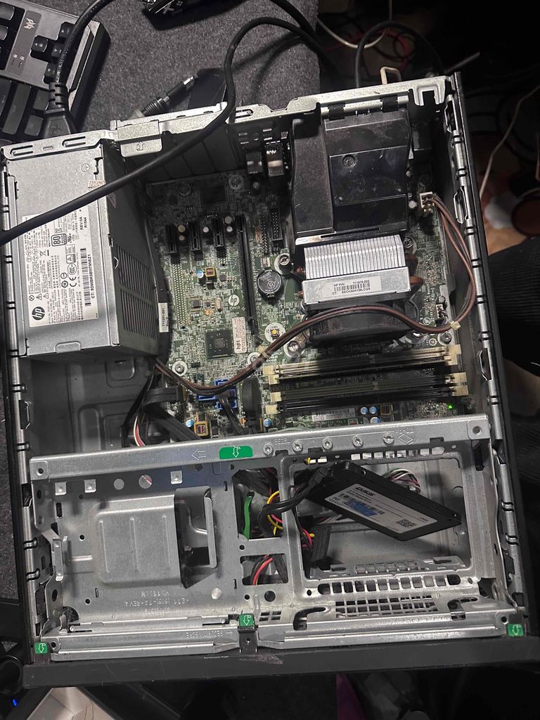 HP ProDesk 600 G1 SFF i3-4150 8GB. Mua bán Máy tính để bàn tại Quận 4 Tp Hồ Chí Minh được đăng bởi LqT Huỳnh hình 1