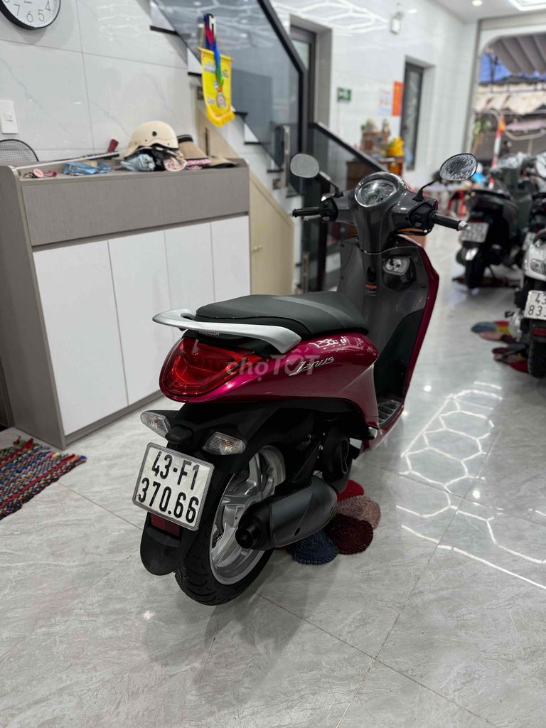 Yamaha Janus 2018 красный Вьетнам