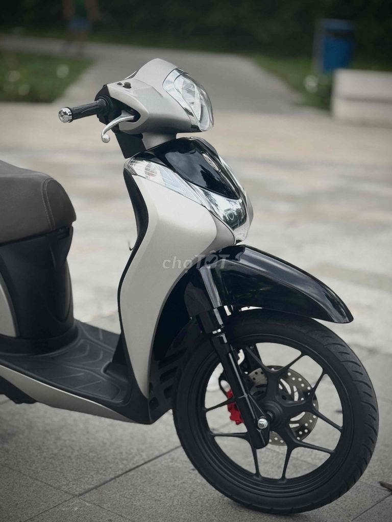 Shmode ( Nợ xấu chỉ cần 21🍠 nhận xe ). Mua bán Xe máy tại Quận 8 Tp Hồ Chí Minh được đăng bởi Phạm Đức hình 2