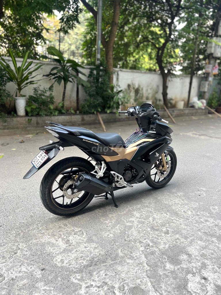 Xe Máy Anh Thao Winner V3 150abs màu đen. Mua bán Xe máy tại Quận Cầu Giấy Hà Nội được đăng bởi shop xe may cũ anh thao hình 4