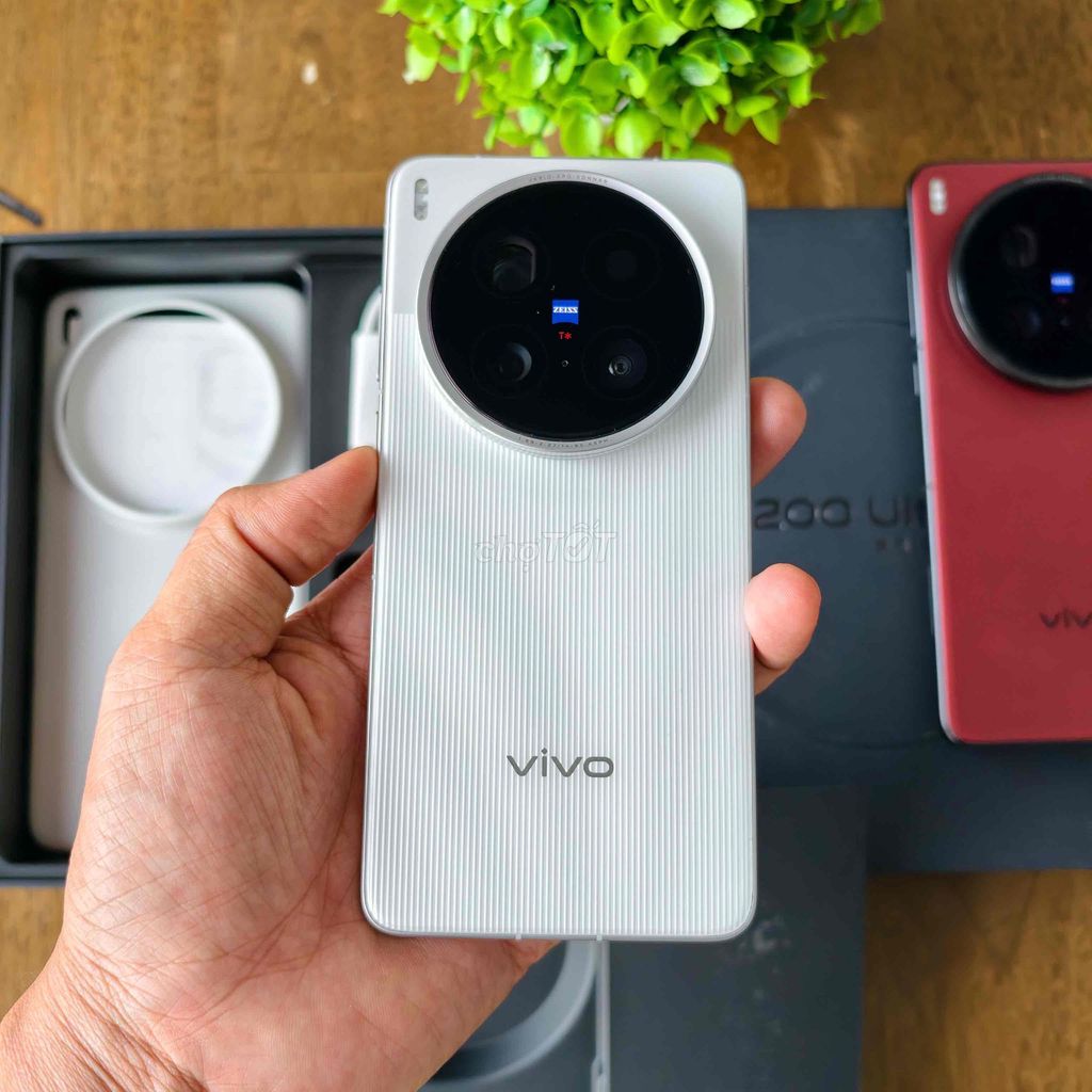 Vivo X200 Ultra 256GB Trắng Likenew Fullbox. Mua bán Điện thoại tại Quận Gò Vấp Tp Hồ Chí Minh được đăng bởi StoreUS hình 1