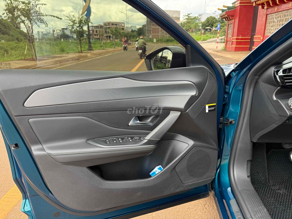 Peugeot 408 2024 GT 1.6 AT - 20000 km. Mua bán Ô tô tại Thành phố Pleiku Gia Lai được đăng bởi Nguyen thanh thien hình 19