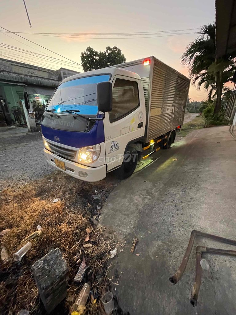 xe nhà chính chủ cần bán Wiem mái kia 1t4 có lạnh. Mua bán Xe tải, xe ben tại Huyện Dương Minh Châu Tây Ninh được đăng bởi chà là hình 2