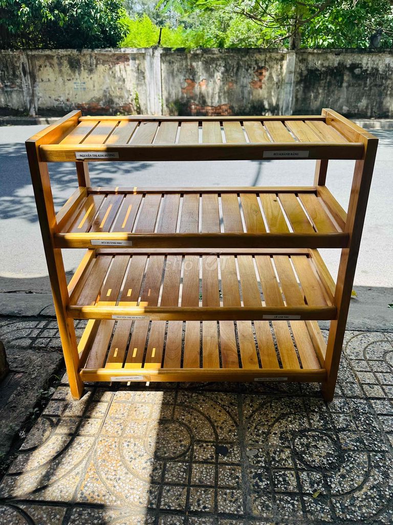 Kệ giày dép Gỗ Vàng gỗ 4 tầng. Mua bán Tủ, kệ gia đình tại Quận Gò Vấp Tp Hồ Chí Minh được đăng bởi Ngânngân hình 1