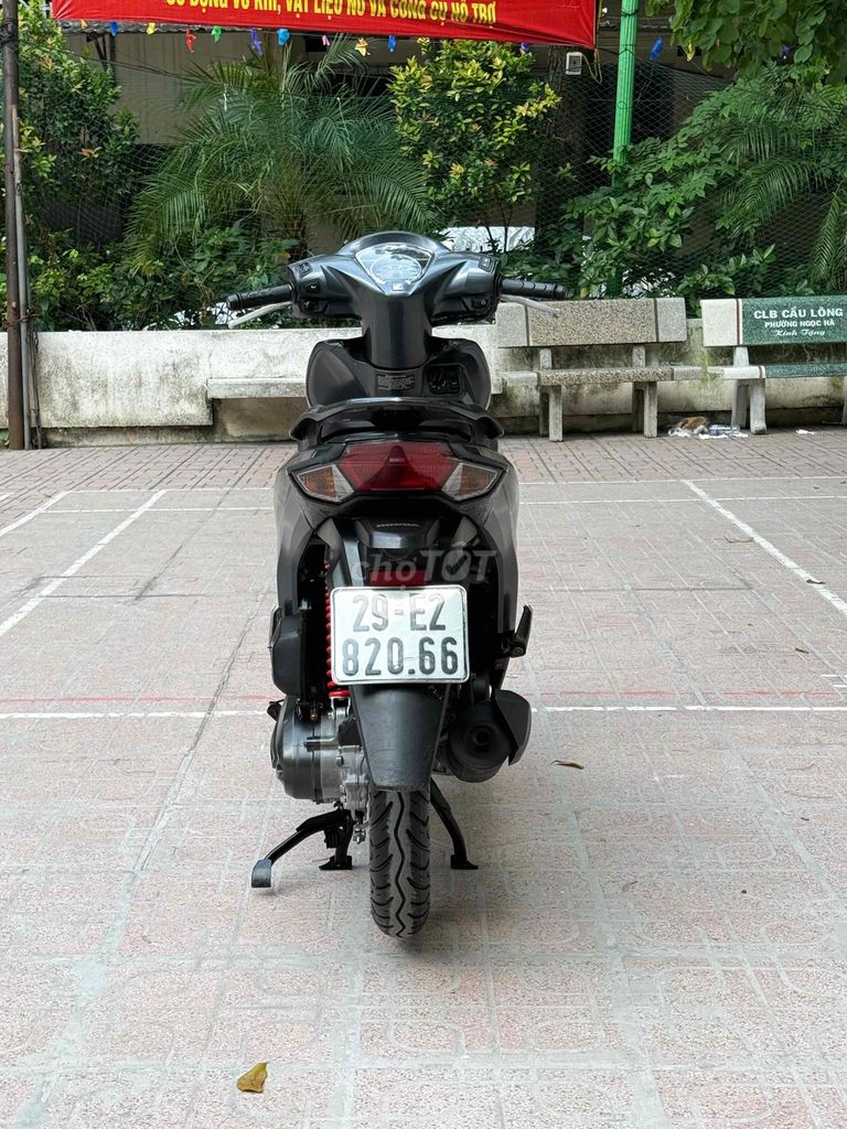 Honda Vision Thể Thao 2022 Xanh Đá biển đẹp đi ít