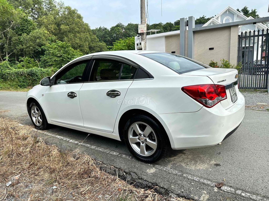 Cần bán nhanh xe chevrolet cruzbản LTZ số tự. Mua bán Ô tô tại Thành phố Thủ Dầu Một Bình Dương được đăng bởi nguyentruc hình 10