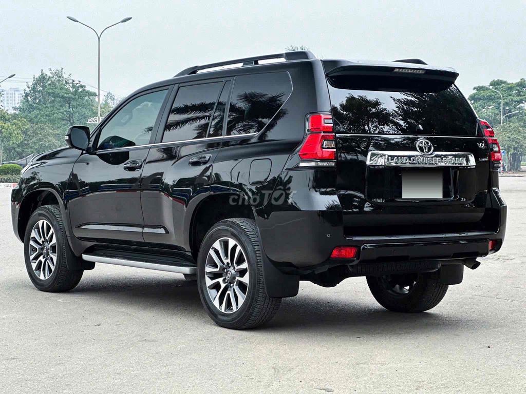 Toyota Land Cruiser Prado VX 2.7 sx 2023 màu Đen. Mua bán Ô tô tại Quận Cầu Giấy Hà Nội được đăng bởi Cao Quý hình 5