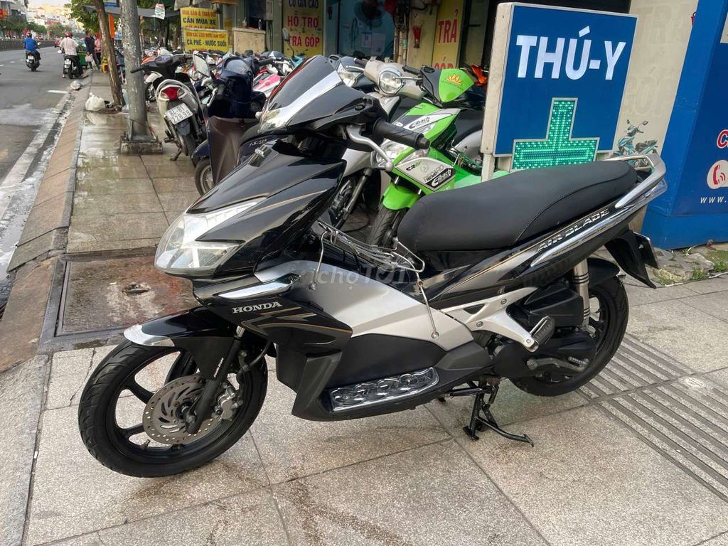 Honda air blade FI 2010 mới 90% bstp chính chủ