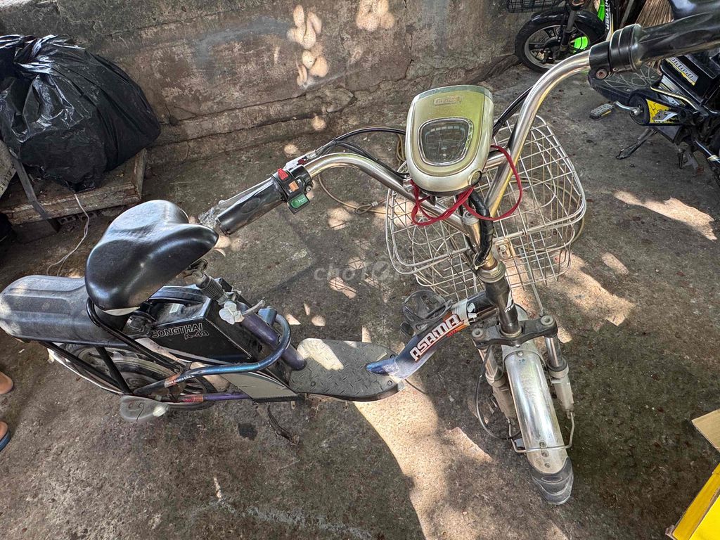 em cần bán xác con xe điện