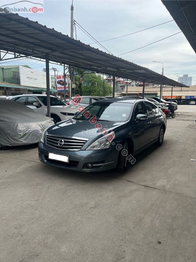 Nissan Teana 2010 2.0 AT - 125000 km. Mua bán Ô tô tại Quận Thanh Xuân Hà Nội được đăng bởi Ngọc Linh Trần hình 4