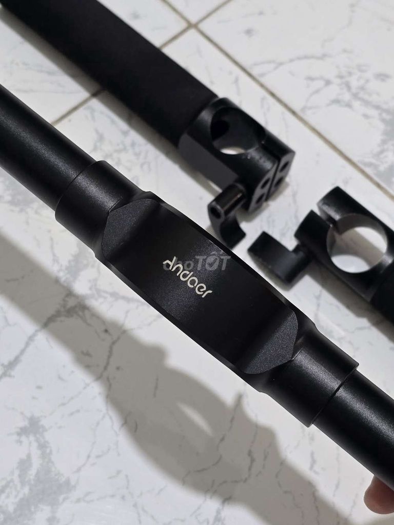 Tay cầm đôi gimbal Andoer Crane 2 Đen. Mua bán Máy ảnh, Máy quay tại Quận Cầu Giấy Hà Nội được đăng bởi Nguyễn Sơn Tùng hình 1