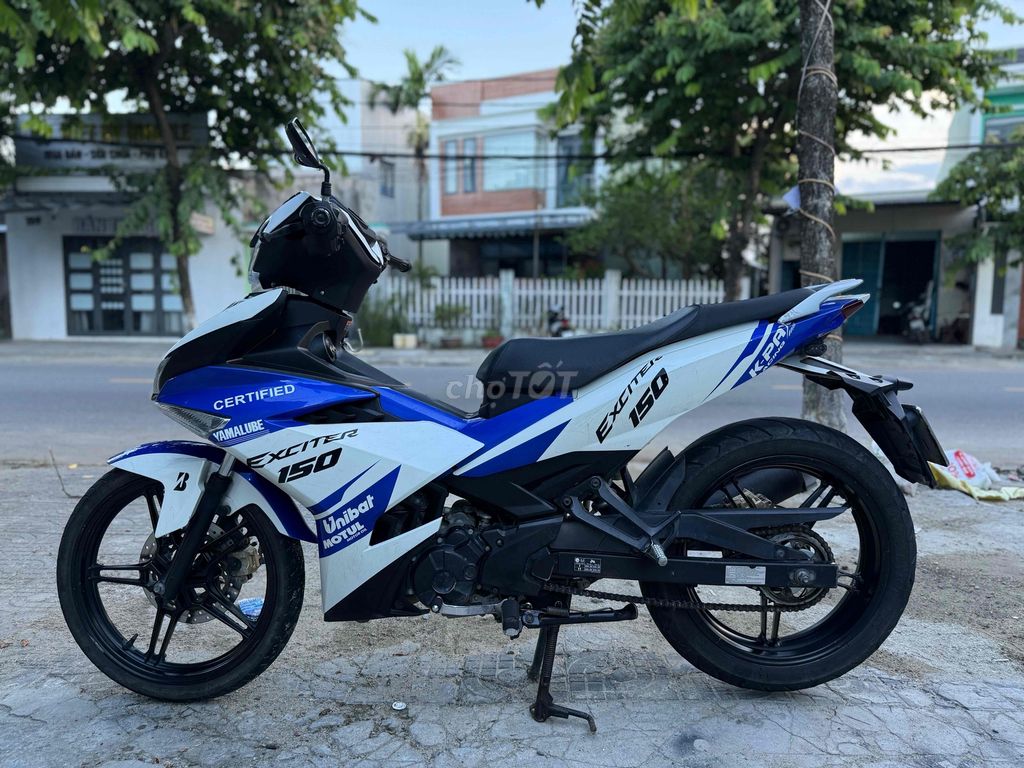 Yamaha Exciter 150 2017 Up đèn Led B.số 92. Mua bán Xe máy tại Quận Liên Chiểu Đà Nẵng được đăng bởi Hòa Xe Máy Cũ hình 1