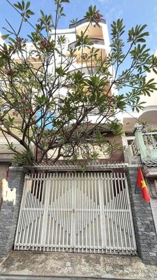 Bán nhà hẻm 6m Út Tịch-Hoàng Việt, 100m2, 5 Lầu 10PN, Thang Máy, 23 Tỷ