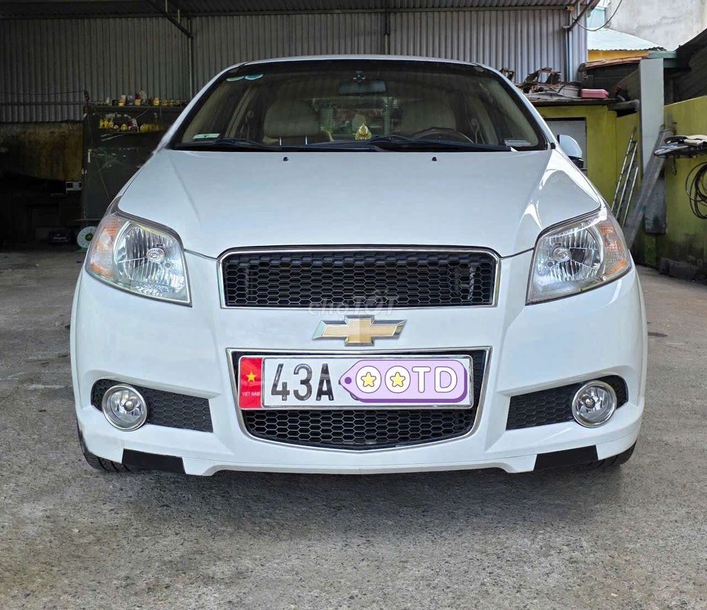 Chevrolet Aveo LTZ, 5 chổ. At (số tự động) rin đẹp