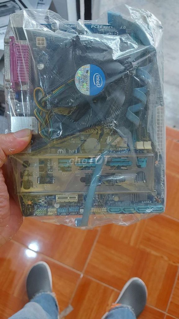 Mainboard H61 CPU RAM 2GB Có Quạt. Mua bán Linh kiện (RAM, Card...) tại Quận Gò Vấp Tp Hồ Chí Minh được đăng bởi Máy Tính Máy in Mực in KHÁNH TÂM hình 1