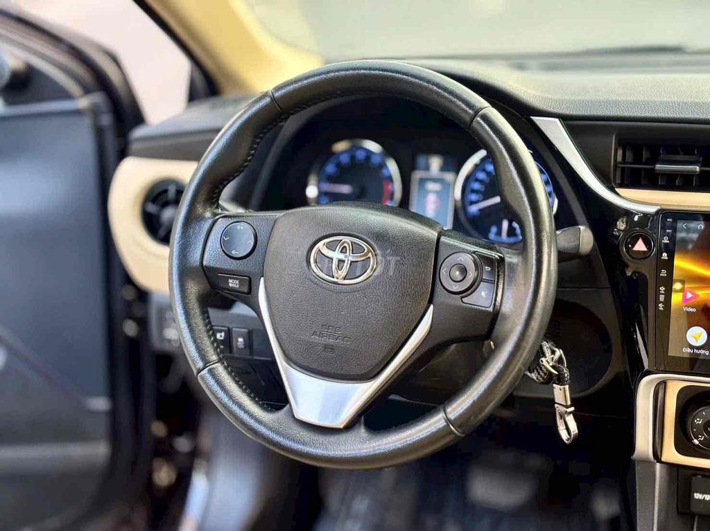 Toyota Corolla Altis 2018 1.8E AT - 70000 km. Mua bán Ô tô tại Quận Đống Đa Hà Nội được đăng bởi TRUNG HIẾU AUTO hình 5