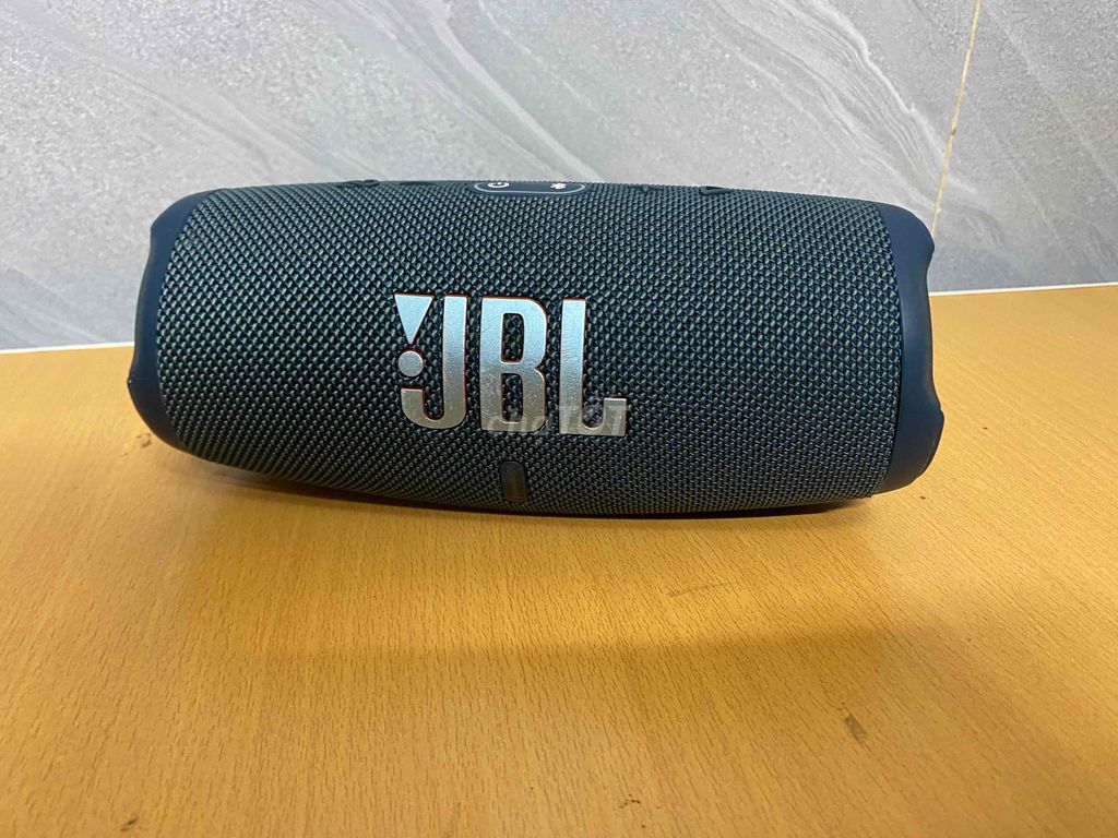 cần bán loa jbl c5 mất đế cao su