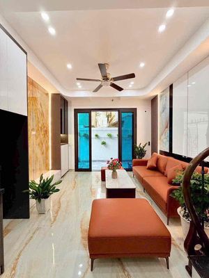 NHÀ 5 TẦNG THANG MÁY XÂY MỚI, SÁT QL 32, MT 4M - 34M2 VẠN XUÂN HĐỨC