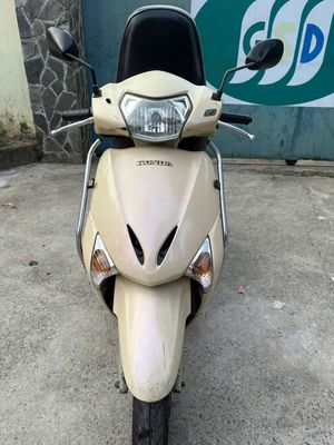 Honda Lead 2011 110cc Fi Vàng kem. Mua bán Xe máy tại Quận Bình Tân Tp Hồ Chí Minh được đăng bởi Lạc Giữa Chợ