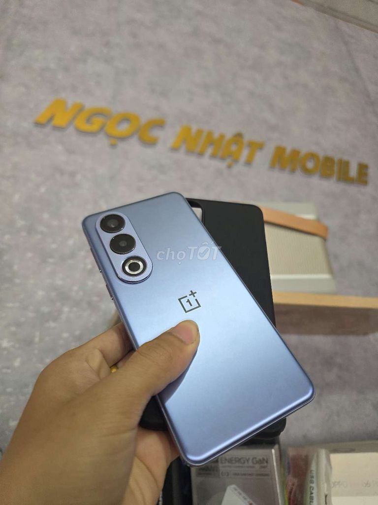 OnePlus Ace 3V (12/256) Zin Mạnh. Mua bán Điện thoại tại Thành phố Buôn Ma Thuột Đắk Lắk được đăng bởi Nguyễn Ngọc Nhật hình 1
