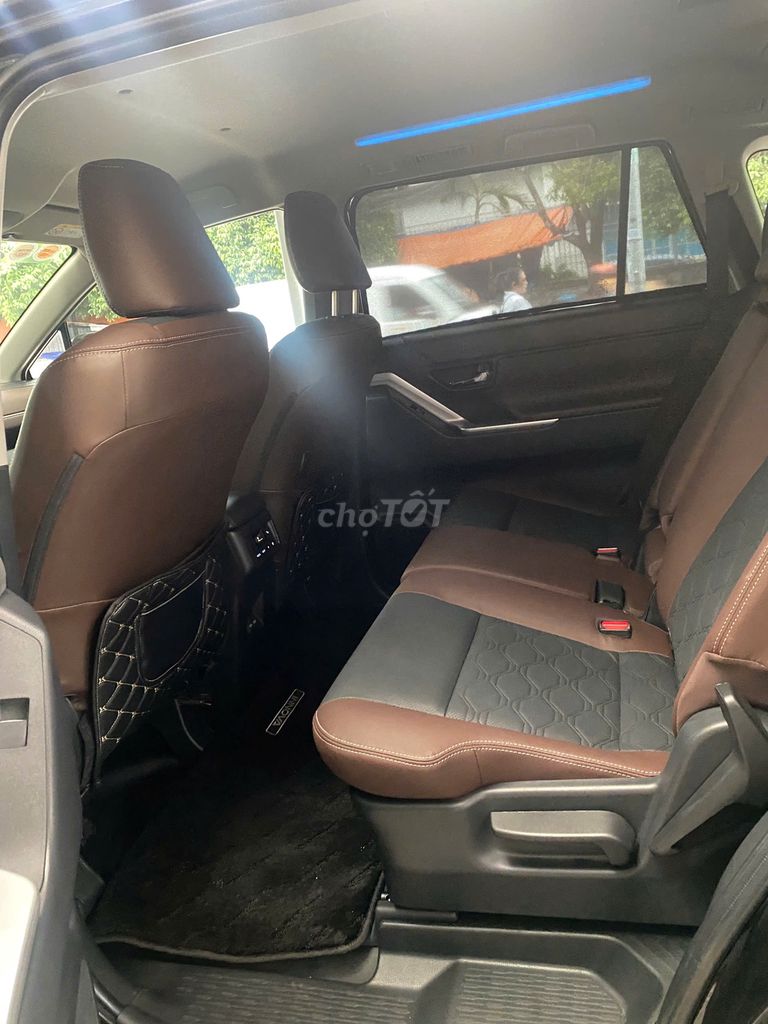 Toyota Innova Cross 2025 lướt, giá tl. Mua bán Ô tô tại Quận Tân Phú Tp Hồ Chí Minh được đăng bởi Thành Nam Toyota  hình 10