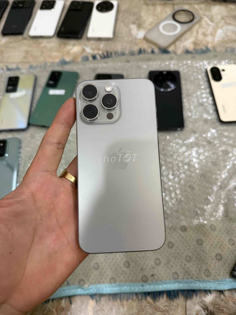 iPhone 15 Pro Max 256G main zin màn Zin mất facei. Mua bán Điện thoại tại Quận Tân Bình Tp Hồ Chí Minh được đăng bởi Nguyễn Thắng Mobile hình 1