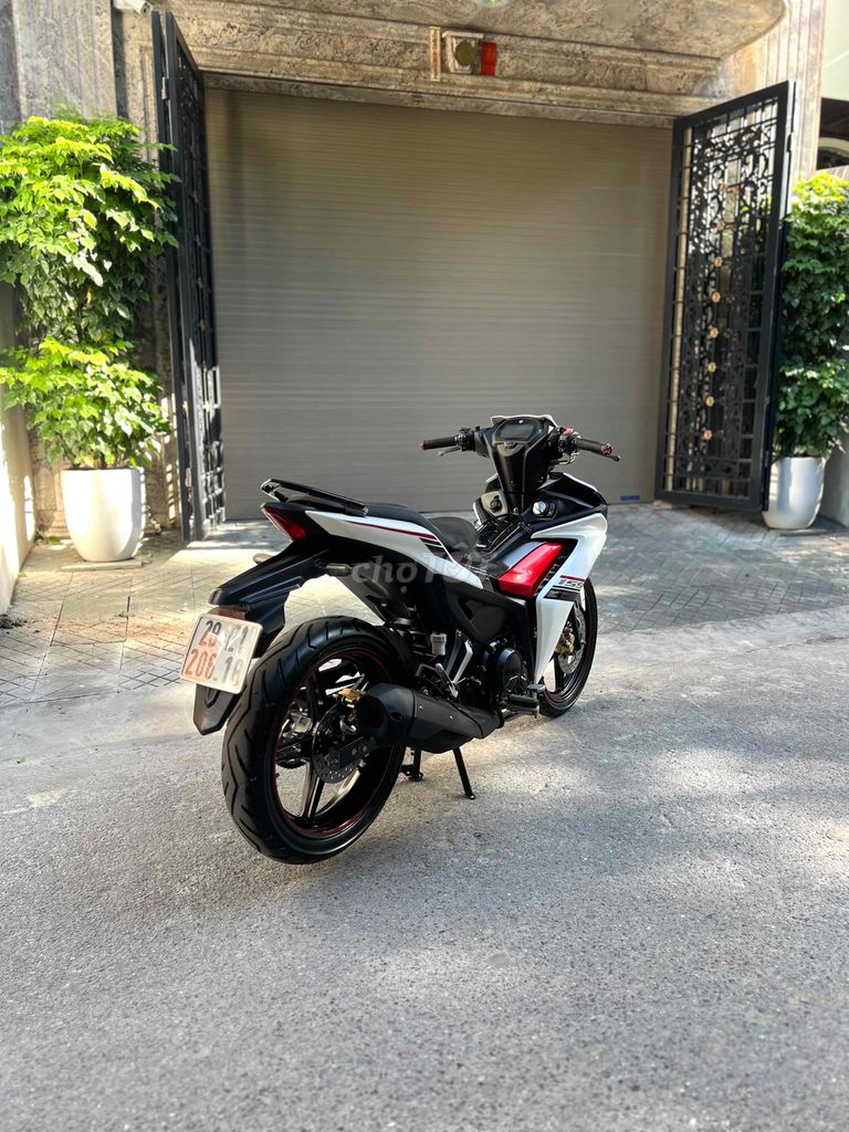 Xe Máy Anh Thao Exciter 155cc màu trắng đỏ. Mua bán Xe máy tại Quận Cầu Giấy Hà Nội được đăng bởi shop xe may cũ anh thao hình 1