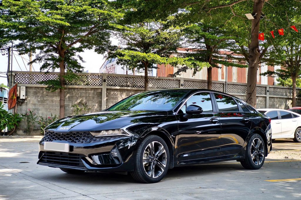 KIA K5 2.0 LUXURY 2022 XE GIA ĐÌNH LƯỚT VAY 70%
