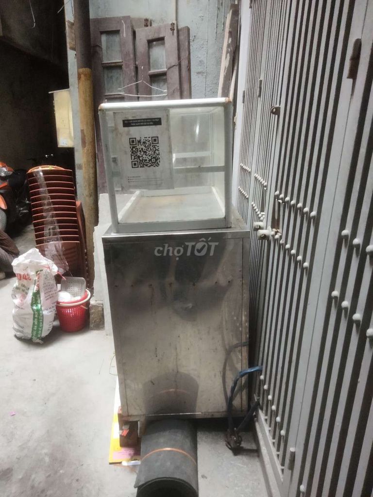 Bán tủ lạnh sanyo và xe đẩy hàng tủ kính
