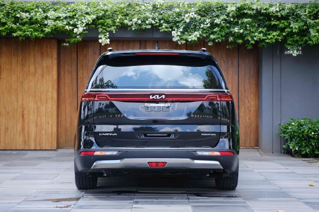 Kia Carnival 2023 Signature 3.5G - 22000 km. Mua bán Ô tô tại Thành phố Tân An Long An được đăng bởi Nguyễn Phước Huy hình 4