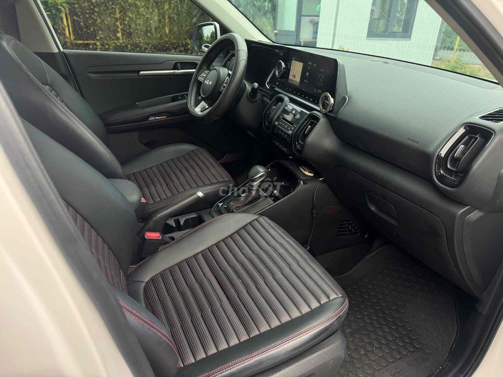 Kia Sonet 2024 1.5 Premium	 - 31000 km. Mua bán Ô tô tại Quận Cái Răng Cần Thơ được đăng bởi Hưng xe lướt Cần Thơ hình 6