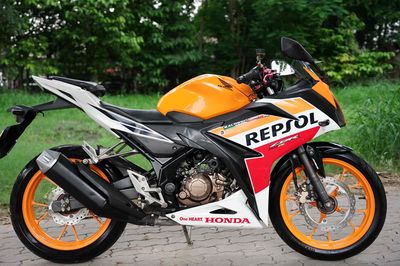 😃🆔 HONDA CBR150R BẢN ABS 2019 REPSOL SIU KENG. Mua bán Xe máy tại Thành phố Thủ Đức Tp Hồ Chí Minh được đăng bởi Thi Moto Thủ Đức