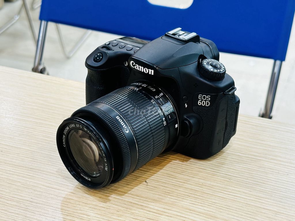 CANON 60D KÈM ỐNG 18-55 STM và 15-85 IS USM