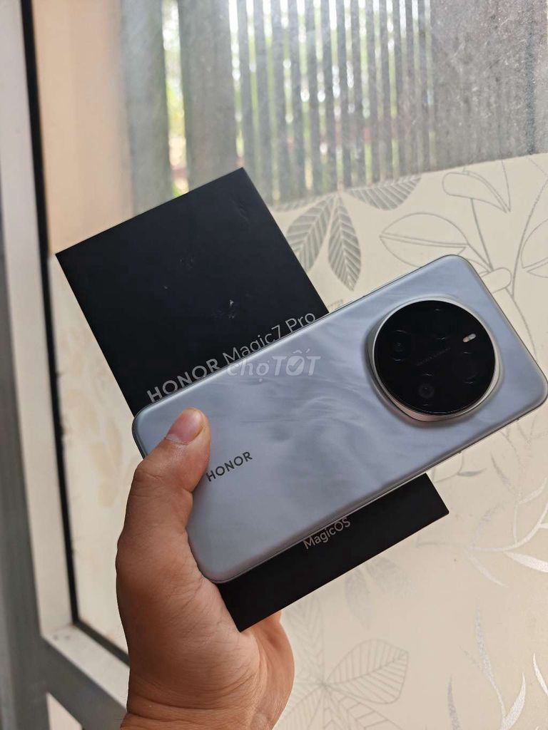 Honor Magic 7 Pro 16GB/512GB Xám. Mua bán Điện thoại tại Quận Hoàng Mai Hà Nội được đăng bởi LINH QÚY MOBILE hình 1