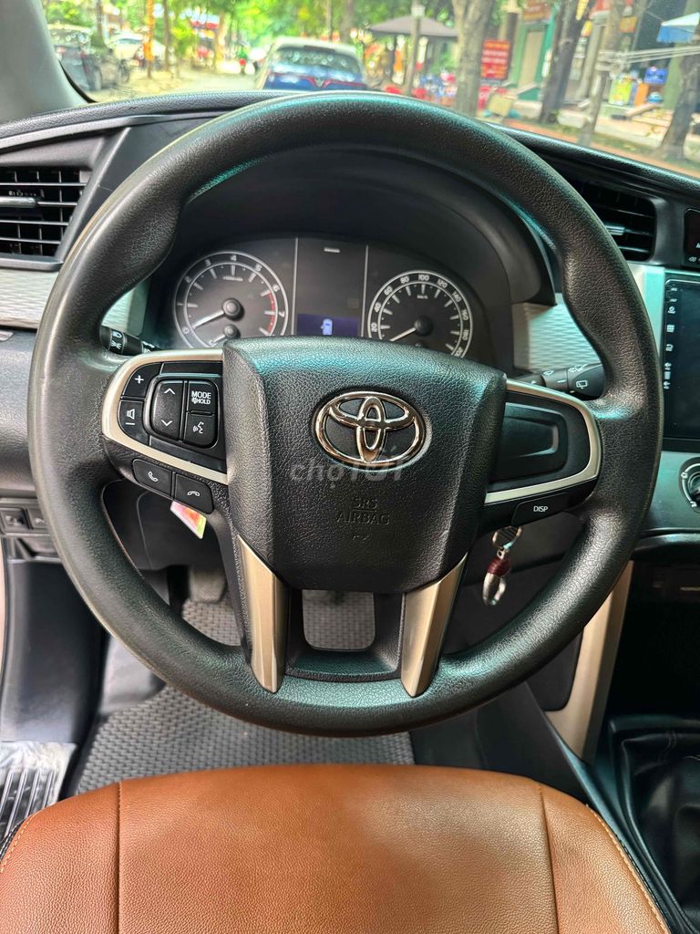 Toyota Innova 2020 ban 2.0G - số sàn tư nhân. Mua bán Ô tô tại Quận Nam Từ Liêm Hà Nội được đăng bởi phạm phương nga hình 12