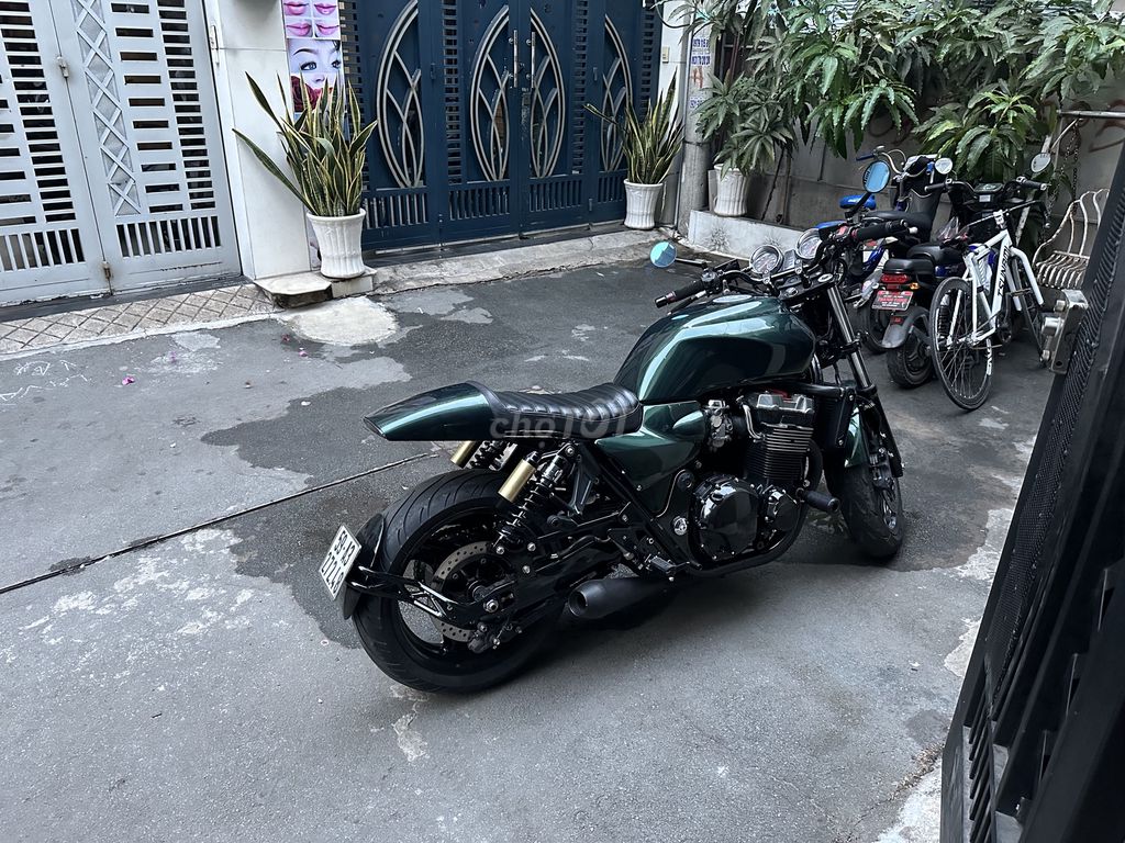 Cb1300 Cafe racer. Mua bán Xe máy tại Thành phố Thủ Đức Tp Hồ Chí Minh được đăng bởi Duy hình 2
