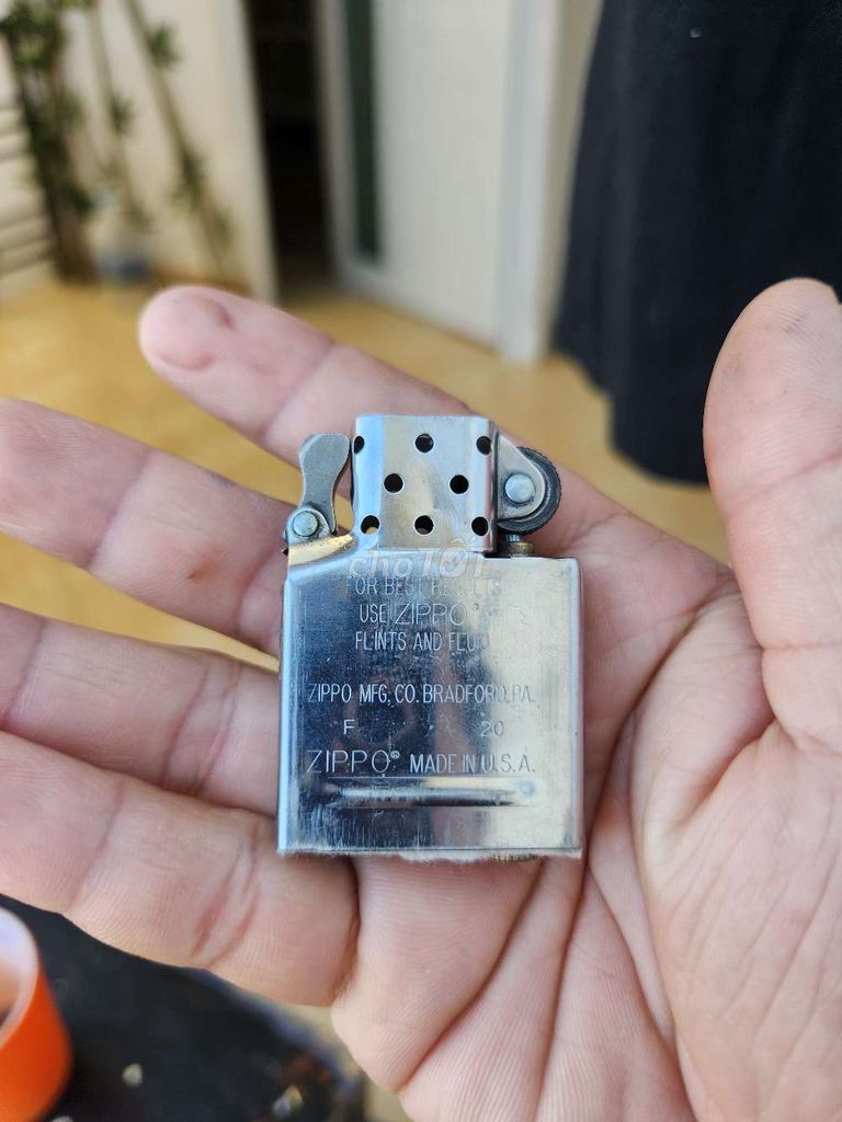 Ruột bật lửa Zippo 2020 Bạc. Mua bán Đồ sưu tầm, đồ cổ tại Thành phố Đà Lạt Lâm Đồng được đăng bởi Ngoc Le hình 1