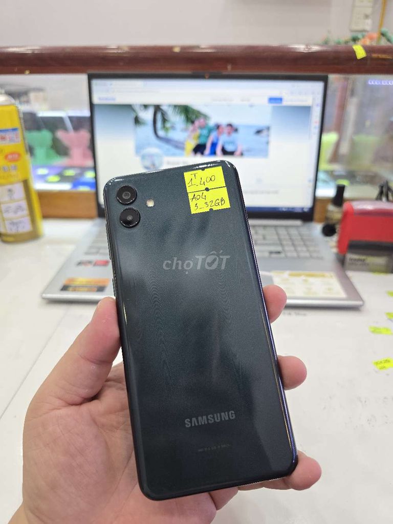 Samsung A04 - 32GB. Mua bán Điện thoại tại Thành phố Long Xuyên An Giang được đăng bởi Facebook Cầm Đồ Thúy Vân hình 1