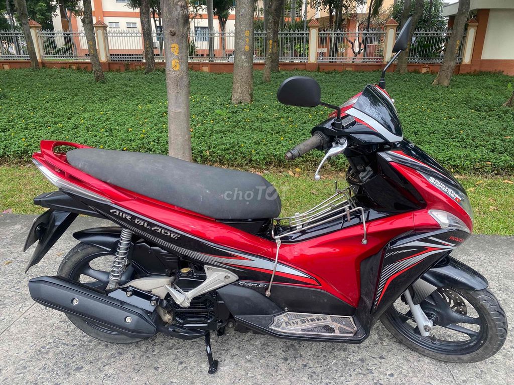 AIRBLADE  FI. 2012 , có cccd chủ xe. Mua bán Xe máy tại Quận Tân Phú Tp Hồ Chí Minh được đăng bởi Cửa hàng xe máy Nam Trang hình 2
