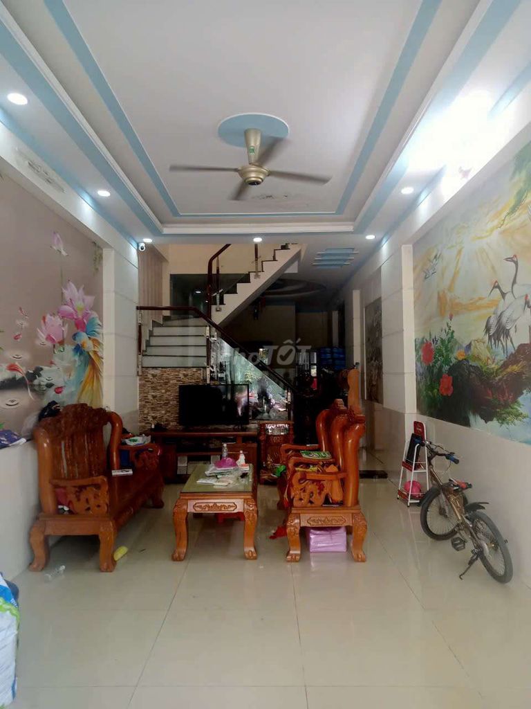 Bán nhà trệt lầu 64m2, ngay trường học Bình Hòa Thuận An Bình Dương
