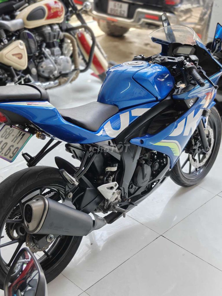 Suzuki GSX 150 2017 Синий 15000 км