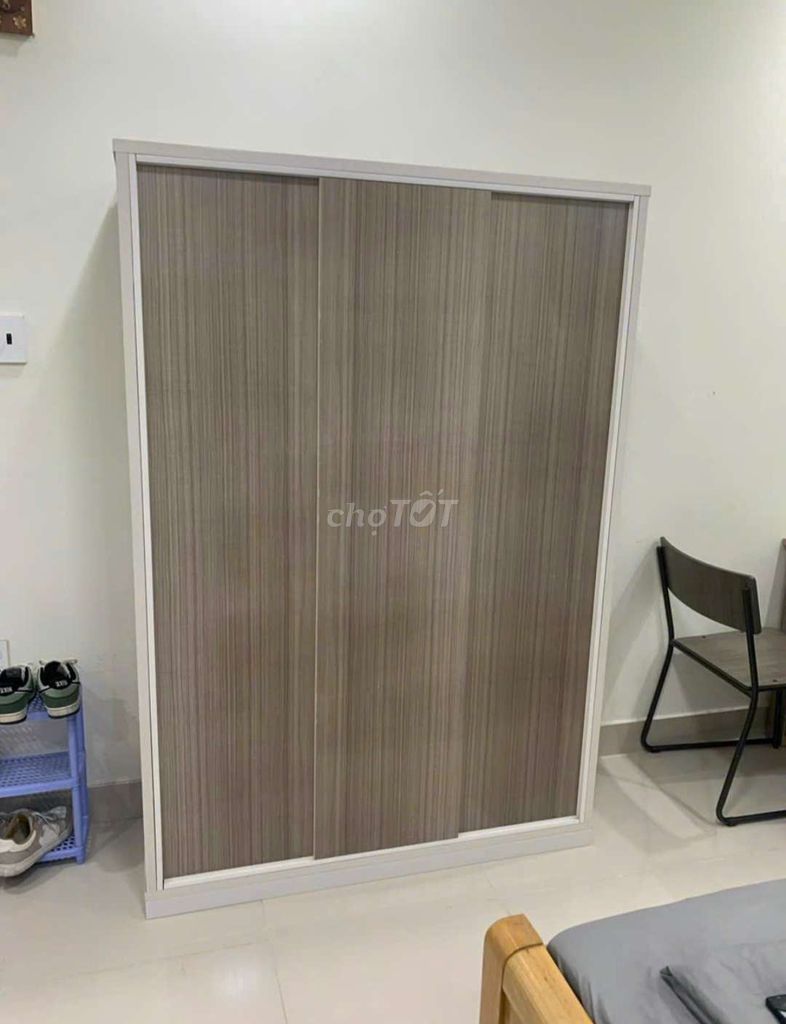 TỦ NHỰA ĐÀI LOAN CỬA LÙA 3 CÁNH MÀU XÁM VÂN GỖ . Mua bán Tủ, kệ gia đình tại Thành phố Biên Hòa Đồng Nai được đăng bởi Tủ nhựa đài loan hoàng quân hình 1