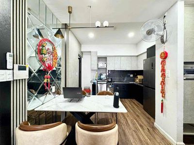 Căn hộ 76 m² · 2 PN · Đường Nguyễn Văn Linh