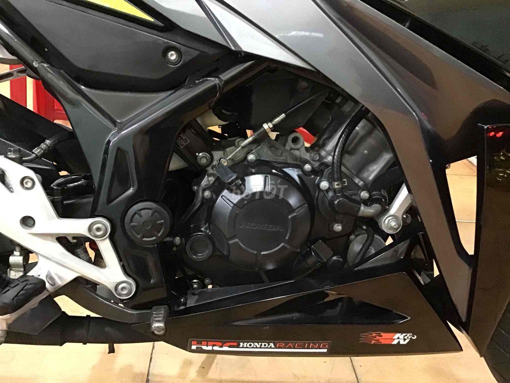 HONDA CBR 150.SX 2016.ODO 9,5K.MÁY MÓC ZIN.CỰC ĐEP. Mua bán Xe máy tại Quận Phú Nhuận Tp Hồ Chí Minh được đăng bởi MOTO LUU THANH HAI  77A hình 5