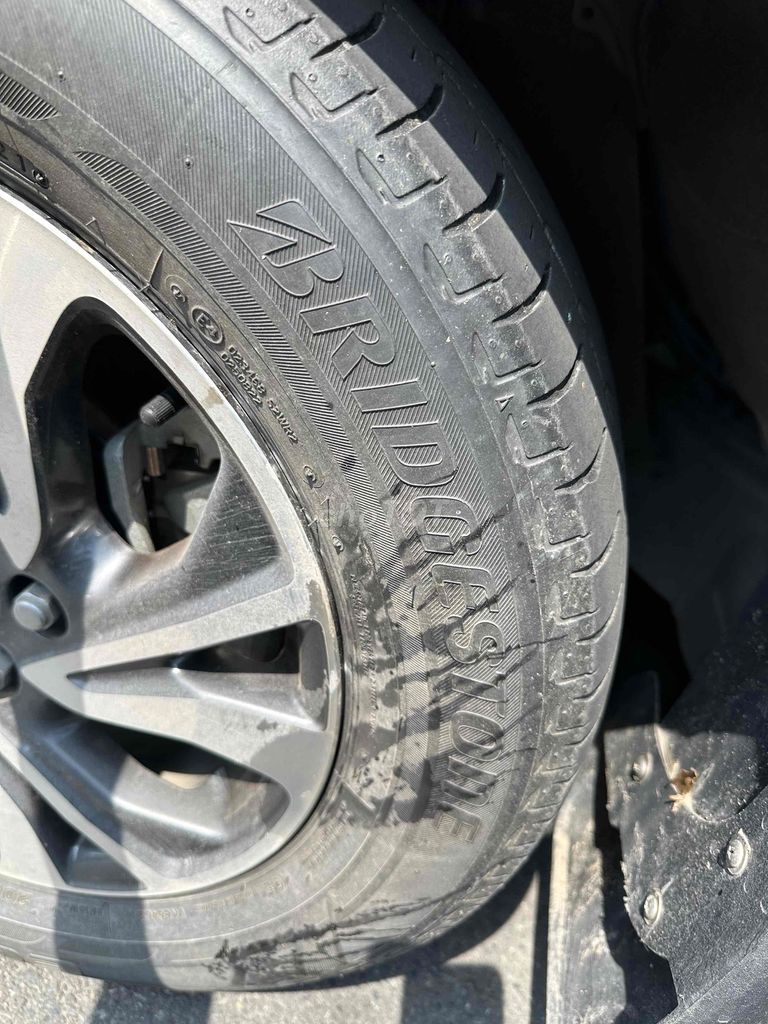 Toyota Innova E 2021 Số sàn 7c màu đồng ánh kim. Mua bán Ô tô tại Quận Bình Thạnh Tp Hồ Chí Minh được đăng bởi phuongneo hình 10