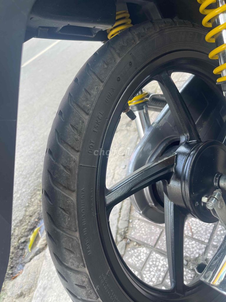 Neo kim 2009 , 30 đầu chính chủ. Mua bán Xe máy tại Huyện Nhà Bè Tp Hồ Chí Minh được đăng bởi Phạm Thanh hoang hình 8