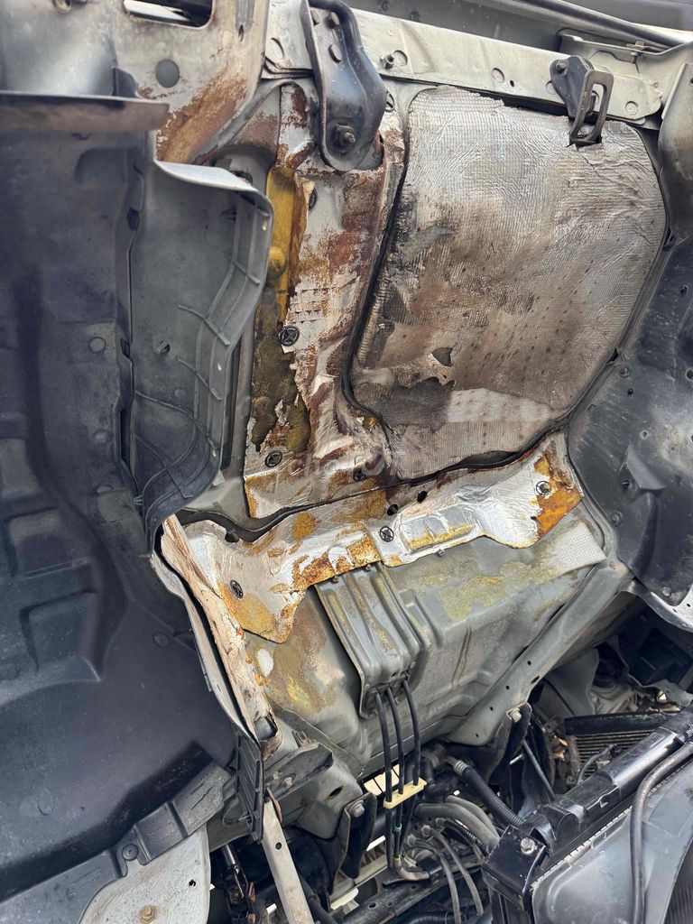 2011 - 60000 km. Mua bán Ô tô tại Thành phố Thủ Đức Tp Hồ Chí Minh được đăng bởi PHI hình 5