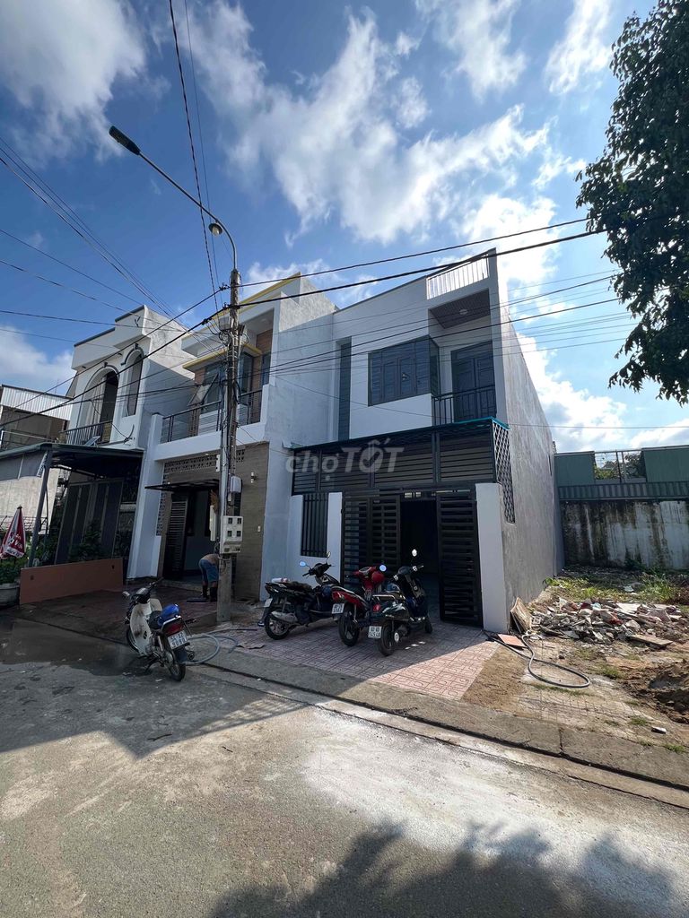 Cần Bán Nhà Laverder Chủ Ngộp Ngân Hàng