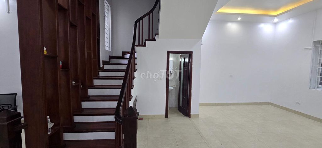 Bán biệt thự Khu đô thị mới Vạn Phúc 160m2 giá chưa đến 28 tỷ