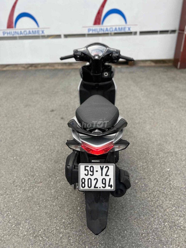 HONDA VISION 110cc . BẠC PORSCHE - HỖ TRỢ GÓP. Mua bán Xe máy tại Quận Gò Vấp Tp Hồ Chí Minh được đăng bởi CẦM ĐỒ NĂM LINH hình 7